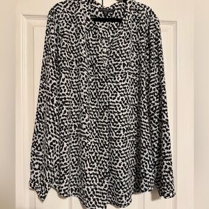 Adrianna Papell XL Black and White Animal Print Blouse